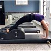 Profesora de PIlates y Yoga en linea clases según objetivos