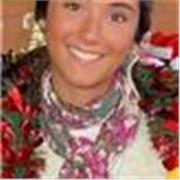 Maestra funcionaria de carrera titulada en Grado de Ed. Primaria Bilingüe y Máster de Enseñanza Bilingüe. 