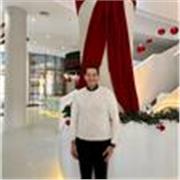 Experienced German trainer, practical, exam-focused, student-centered, professional, adaptable, motivating, results-driven.