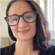 Italiano: si mangia, si suona, si canta e si impara