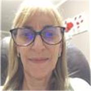 Profesora y licenciada en lengua y literatura prepara estudiantes universitarios e institutos de formación docente