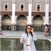 Laureanda in Lingue, Letterature e Studi Interculturali, diplomata con il massimo dei voti (20/20) al liceo linguistico ESABAC