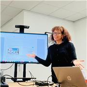 Prof à domicile donne des cours sur micro-ordinateur : bureautique en particulier Excel, PowerPoint, Word, WordPress, Canva, etc..