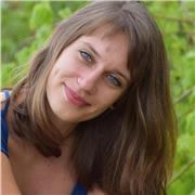 A happy psychologist to help you learn about social sciences and enhance resilience, life skills and well-being along the way