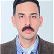 english teacher with more than 10 years of experience
