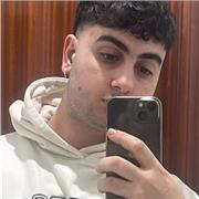 Mi objetivo es apoyar y complementar el aprendizaje de los usuarios, me defino por lo paciencia y capacitado para el aprendizaje