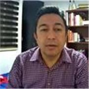 Asesor financiero con amplia experiencia, ofrece clases de administración, principios de macroeconomía, recursos humanos