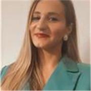 Laureata in Economia e Finanza, offre lezioni private nelle suddette materie