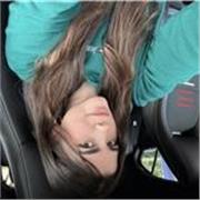 Soy una persona responsable y estricta, lo ideal que todo niño necesita y sobre todo por su paso en bachillerato 