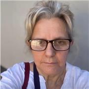 Offro aiuto compiti per ragazzi scuole elementari e medie.
In particolare materie umanistiche e inglese.