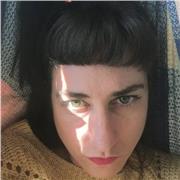 Profe de diseño gráfico y Motion Graphics, especializada en branding. Adobe Photoshop/Illustrator/After effects