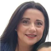 Profesora de Inglés dicta clases para niños que necesiten apoyo en la asignatura