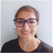 Profesora de Lengua Castellana y Literatura para Primaria, Secundaria y Bachillerato.