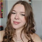 Professora particular de inglês com experiência em aulas online para todos os níveis