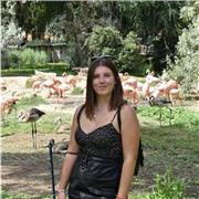 Graduada de grado de maestro de primaria en la Universidad Jaume I. Puedo impartir clases de repaso y apoyo tanto de alumnos de infantil como de primaria