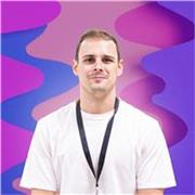 Profesor especializado en Diseño Gráfico (paquete Adobe) y Diseño web (Figma)