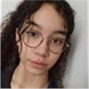 Maîtrisez l'anglais avec une tutrice C1, cours personnalisés adaptés à vos besoins!