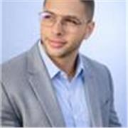 Me defino como una persona responsable, paciente y con buen nivel de idiomas. Daré clases de inglés árabe, francés a nivel básico.