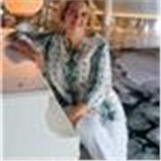 Clases de canto – ¡Descubre tu voz!
¿Quieres aprender a cantar o mejorar tu técnica vocal?
Ofrezco clases personalizadas para ti!