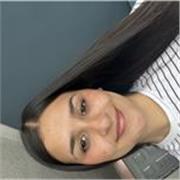 Profesora de apoyo en clases de Español para primaria