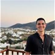 Especialista en Lengua Española y Literatura. 5 años ayudando a estudiantes de todo el mundo a avanzar.