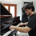 Profesor particular de piano de nivel básico o medio, solo fines de semana o en verano