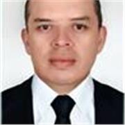Profesor de informática ofrece clases para niños, adolescentes y adultos