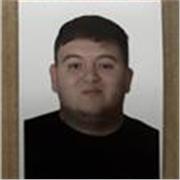 Auxiliar administrativo con formación en administración y finanzas, ofrece clases de matemáticas a alumnos de primaria y ESO