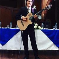 soy Danny, necesitas avanzar con tu instrumento? Te puedo ayudar con clases de guitarra con métodos muy comprensibles y acomodados a tu gusto musical