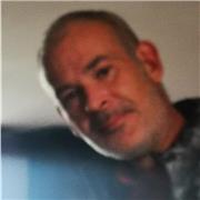 Formateur bâtiment experimenté donne des cours dans les domaines du bâtiment