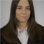 Profesora titulada en educación primaria con mención en educación física