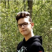 Universitario que busca ayudar a gente con las matemáticas de