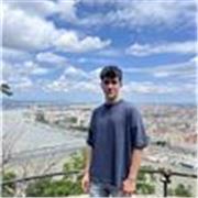 Profesor de apoyo para alumnos de primaria, secundaria y bach. Estudiante de ingenieria aeroespacial