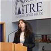 studentessa di ingegneria informatica impartisce ripetizioni per medie e superiori di economia, diritto, italiano e informatica