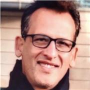 Vous recherchez à vous tenir en forme.  Malheureusement,  le temps vous manque. Besoin d'aide et d'un suivi,  je suis le professeur que vous  cherchez.