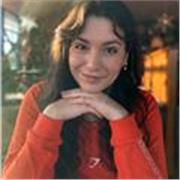 Native level English speaker with a background of supporting classes in English classes in Education setting