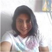 Profesora de artes plásticas imparte clases de pintura para principiantes online