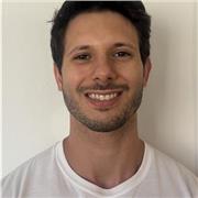 Personal trainer certificato e bodybuilder con quattro certificazioni riconosciute e 15 anni di esperienza!