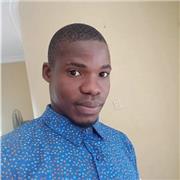 English teacher who teaches children from age 8 and above