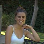 Soy psicóloga universitaria. Busco dar clases a niñ@s de primaria. Soy Responsable, dispuesta y me encantan l@s niñ@s. 