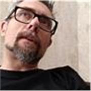 Laureando in storia, storia della musica e storia del cinema e delle arti con esperienza pluriennale nell'insegnamento