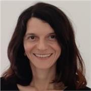 Profesora de idiomas especializada en español para extranjeros y en alemán jurídicoeconómico.