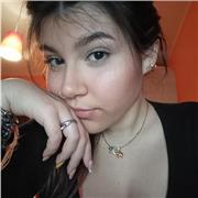 Sono una ragazza di 20 a in italia,conosco:l'inglese e lo spagnolo (livello B) italiano (madrelingua)