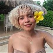 Docente de Lengua Castellana con experiencia en refuerzo académico para niños y jóvenes