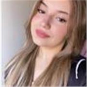 Studentessa, do ripetizioni ai bambini delle elementari e ragazzi delle medie