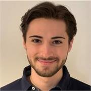 Cours de soutien scolaire à des élèves niveau primaire/collège