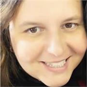 Ti senti sopraffatto da versioni di latino, analisi del testo o filosofia? Non preoccuparti non sei solo . Piacere, Carla