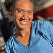 Tutrice pour aide aux devoirs et cours particuliers en maths, physique et anglais niveaux primaire, collège, lycée et Terminale