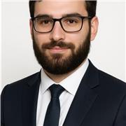 Professeur diplômé d’un Master en finance ayant une grande expérience dans l’encadrement de jeunes élèves