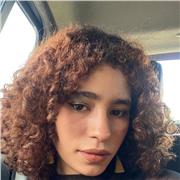 Profesora de inglés para niños y niñas de educación primaria y secundaria